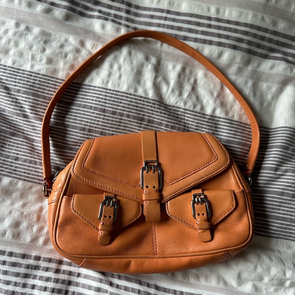 cole haan vintage orange triple buckle shoulder bag 🍊